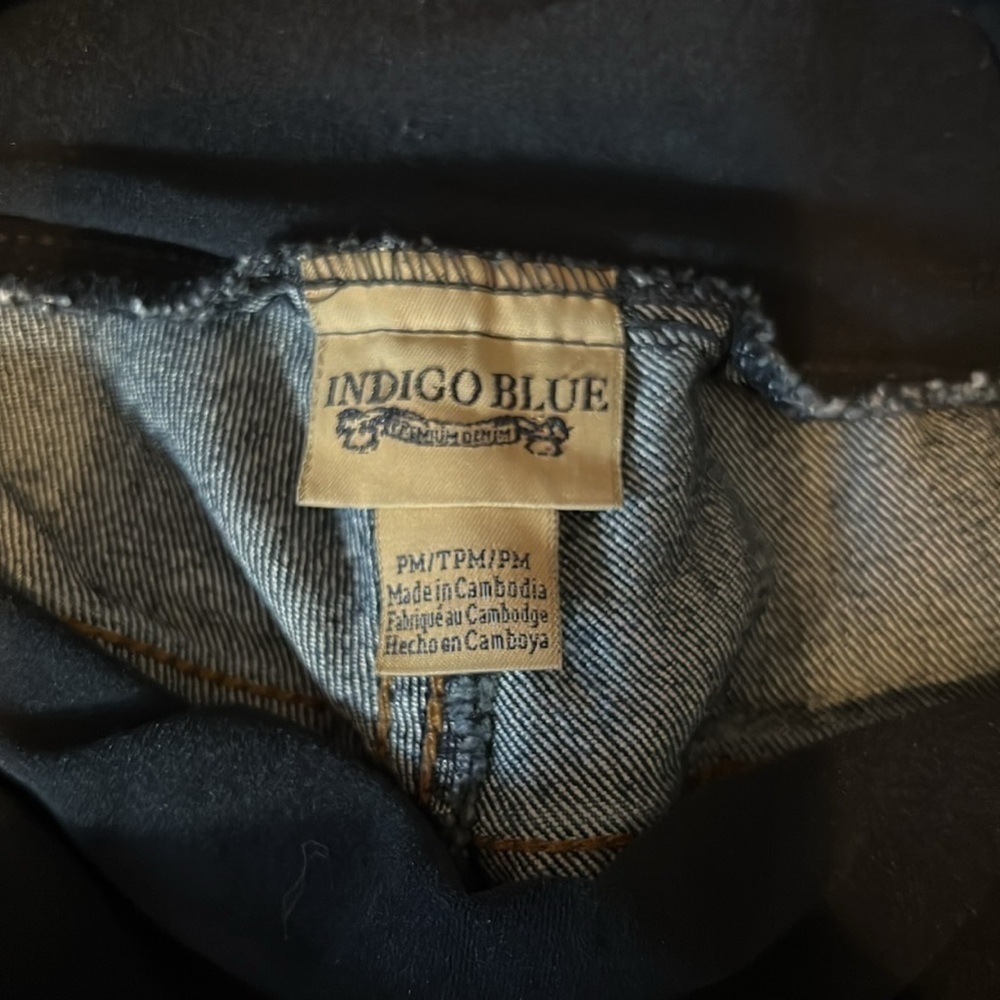 Indigo Blue Maternity Jeans size PM dark wash full panel 27’ inseam pregnancy - Picture 8 of 10